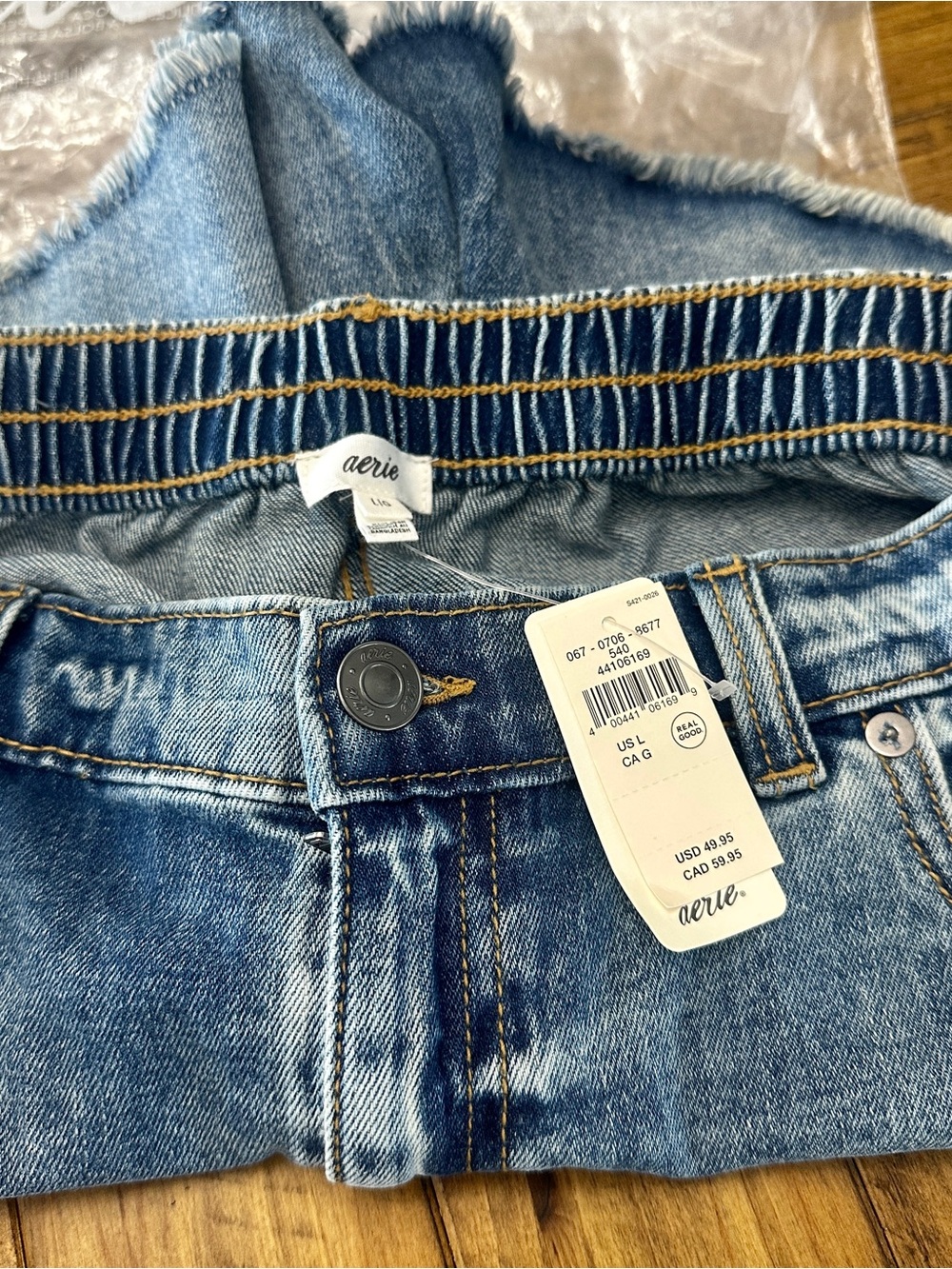 Aerie Daydream Denim Shorts NWT Large - Picture 3 of 5